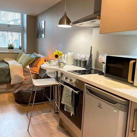 Natural Studio By Hnfc Stays Newcastle-upon-Tyne Extérieur photo