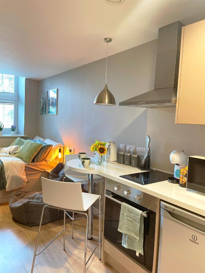 Natural Studio By Hnfc Stays Newcastle-upon-Tyne Extérieur photo